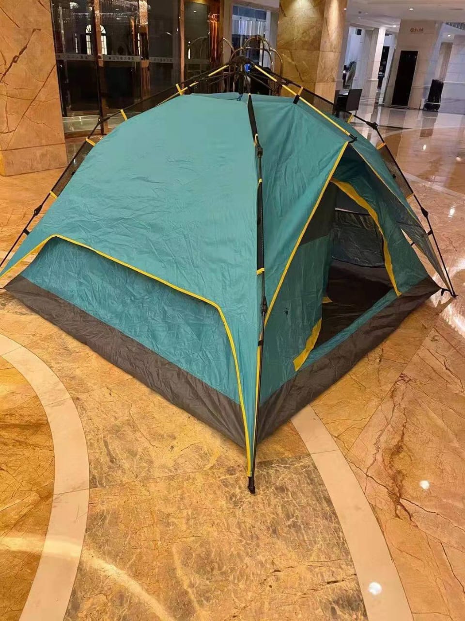Automatic Pop up 6 Person Double Layer Camping Tent 4 Automatic Pop up 6 Person Double Layer Camping Tent 4